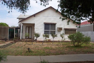 Neat 3 BR home Picture