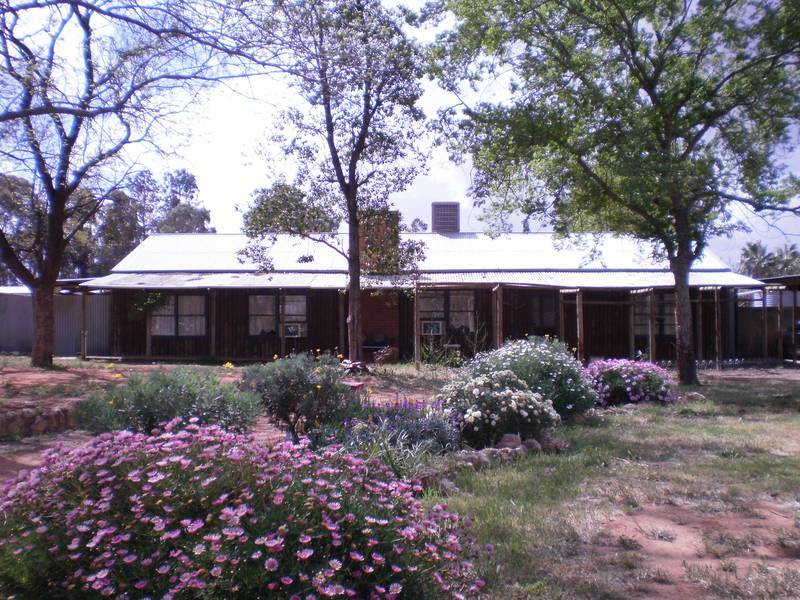 Space For The Kids To play Picture 1