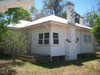 COTTAGE-STYLE BEAUTY CLOSE TO REDCLIFFS CBD Picture COTTAGE-STYLE BEAUTY CLOSE TO REDCLIFFS CBD Picture