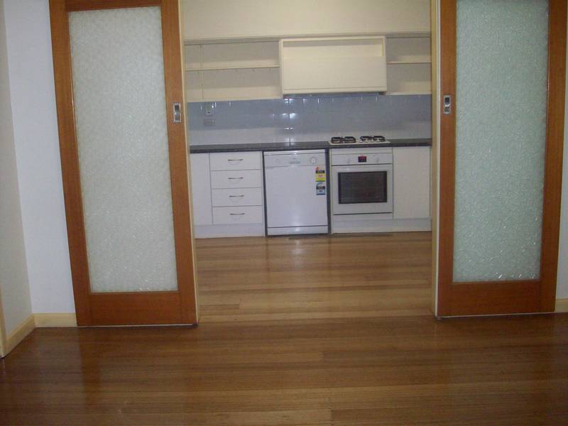 Great Family Home in Good Location Picture 3