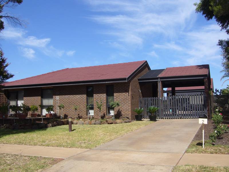 Nice House - Quiet Street Picture 1