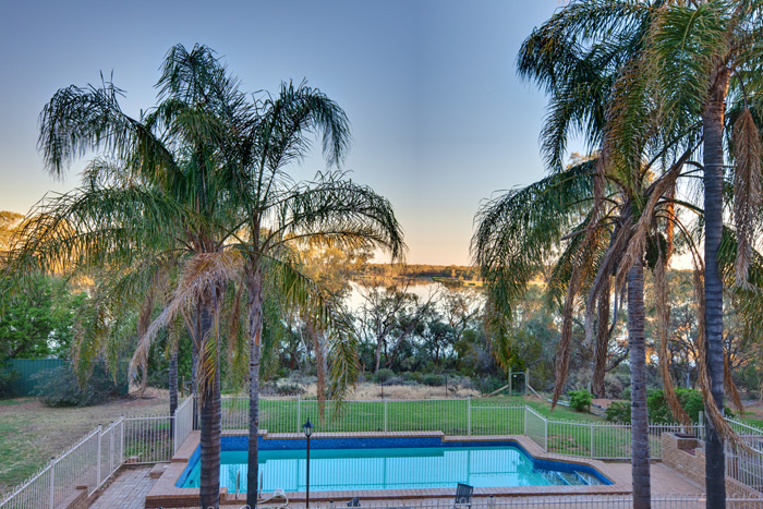 Kings Billabong Views & Access Picture 2