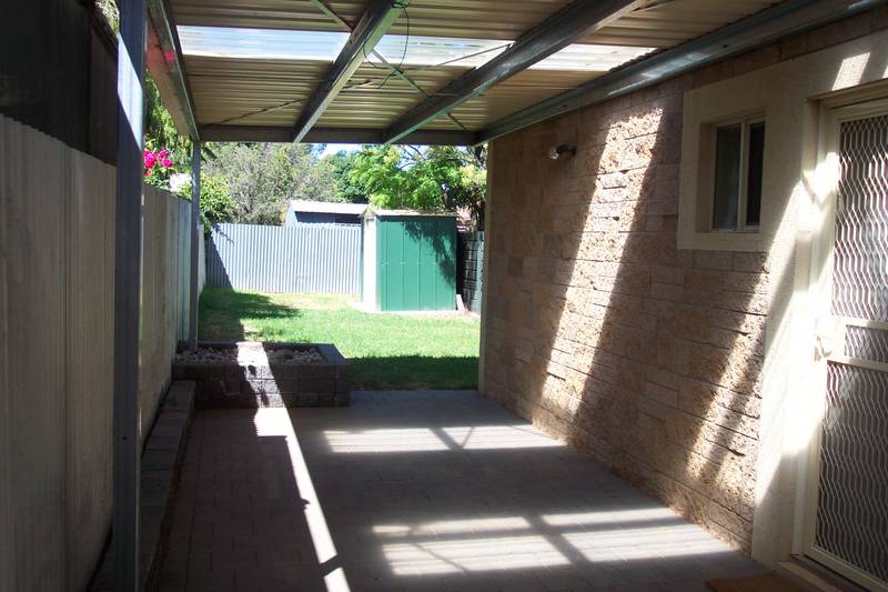 UNIT CLOSE TO HOSPITAL Picture 3