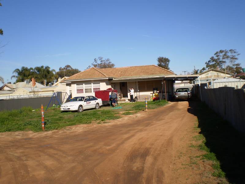 Close to P.J.'S Picture 1