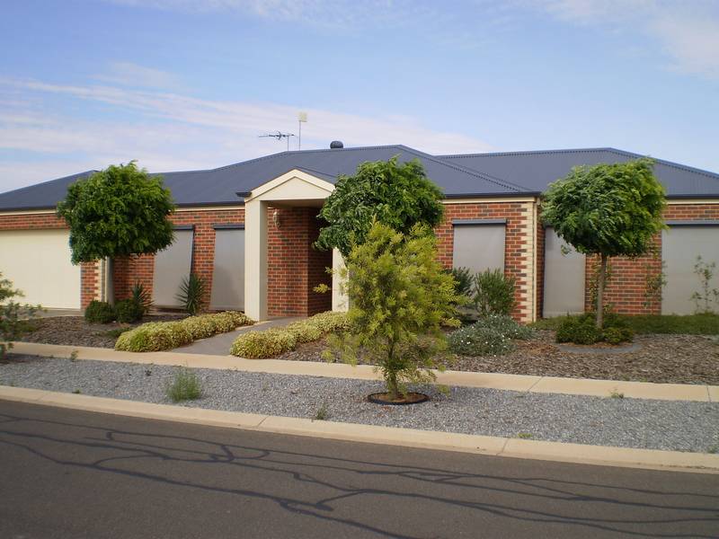 Neat As A Pin Picture 1