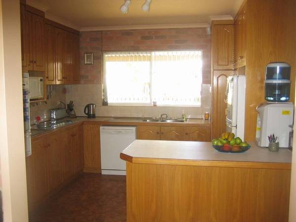 Live, Work & Play at Home Picture 3