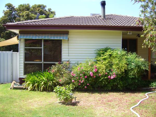 In Excellent condition Picture 1