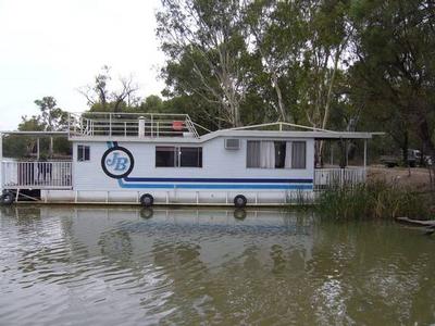 River Lovers or River Rats Picture
