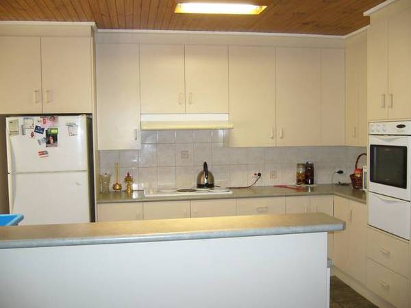 Nice House - Quiet Street Picture 2