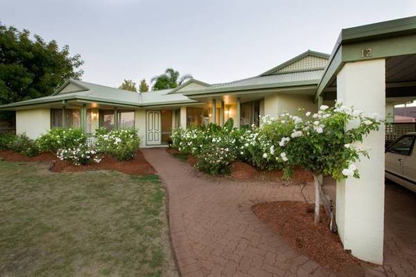 Spacious Family Home Picture 1