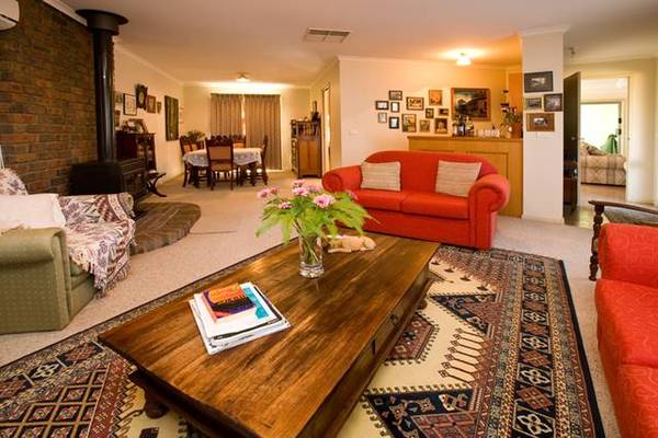 Spacious Family Home Picture 3