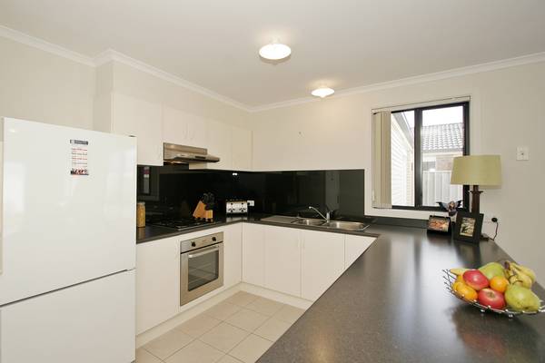 Classy Modern Villa ~ Invest or Retire! ~ Picture 2