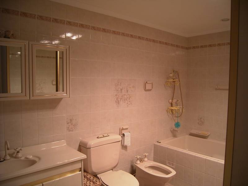 Rural Living - Lifestyle - Price Reduction - Vendor says SELL! Picture 3