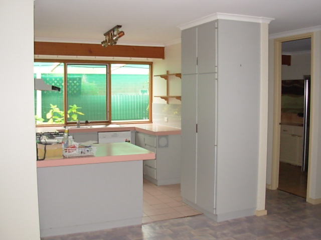 14 Follett Street Picture 3