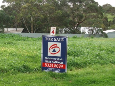 Your Choice ~ 3 Large Vacant Allotments Picture Your Choice ~ 3 Large Vacant Allotments Picture