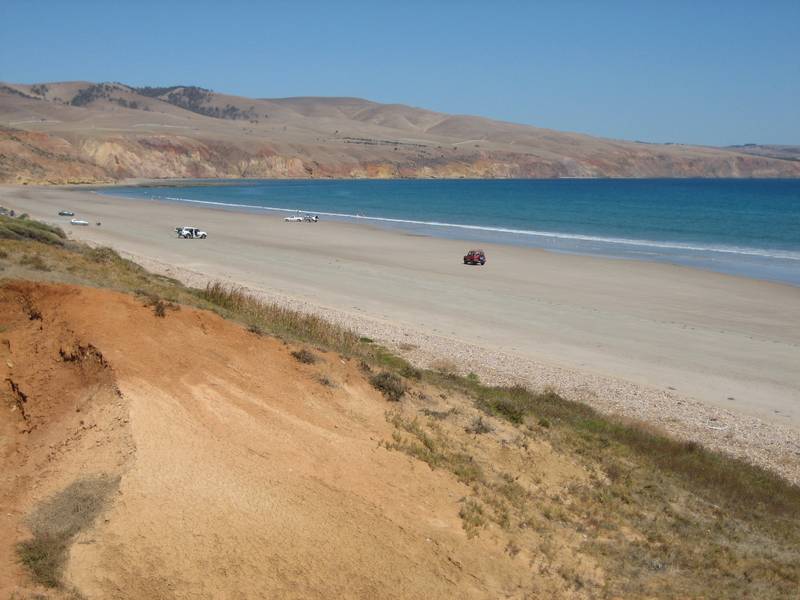 Huge 923m2 Allotment Picture 1
