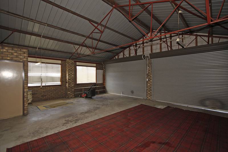 ~ Sold by Mike Stillwell ~ Picture 3