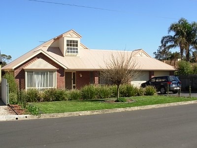 Large Family Home Picture Large Family Home Picture