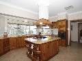 12.14 Ha - Executive Residence - Panoramic Rural/Vineyard Vista Picture