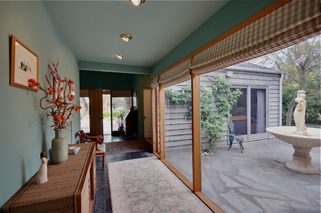 9.31ha (23 acres) - Scenic Gum Studded Pasture - Architect Designed Contemporary Residence Picture 3