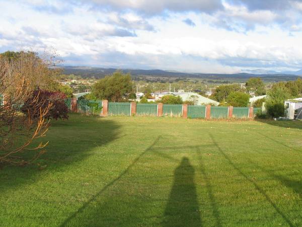 Magnificent Home Site Picture 1