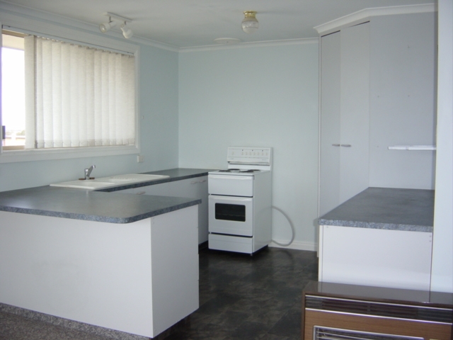 GREAT SEA VIEWS Picture