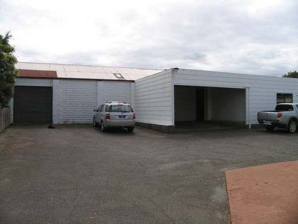 One For The Car Enthusiast or Tradesman - 