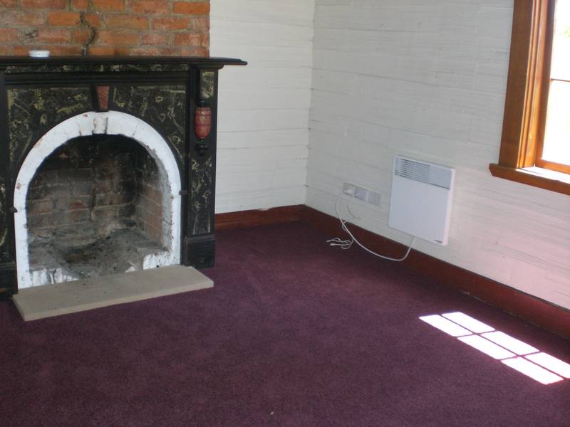 Character Cottage - Vineyards on Your Doorstep Picture