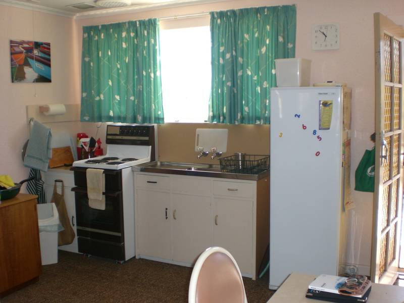 Budget Priced Holiday Home Picture 3