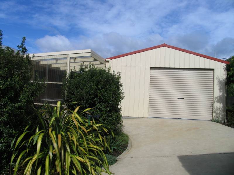 Immaculate Brick Home - Great Location Picture 2