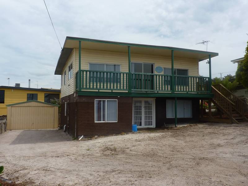 Outstanding Views
- Ideal Holiday Home Picture 1