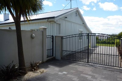 Character Beach House With a Modern Twist Picture Character Beach House With a Modern Twist Picture