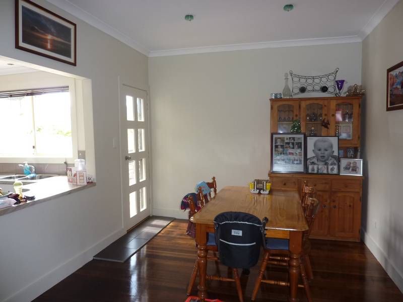 Modern Renovation - Central Position Picture 2