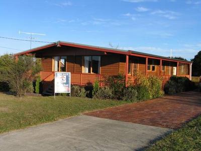 Charming Cedar Cottage Picture
