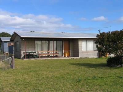 Beach Front Holidays Picture