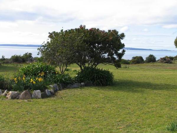 Beach Front Holidays Picture 2