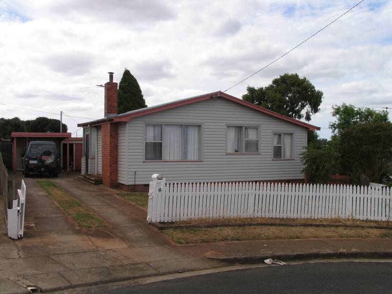 Centrally Located Picture 1