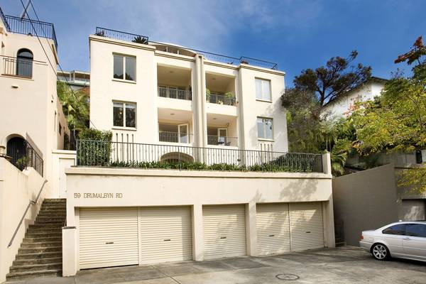 Style & Sophistication Picture 3