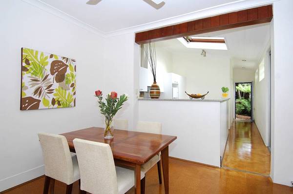Ideal first home by Alexandria Park Picture 2