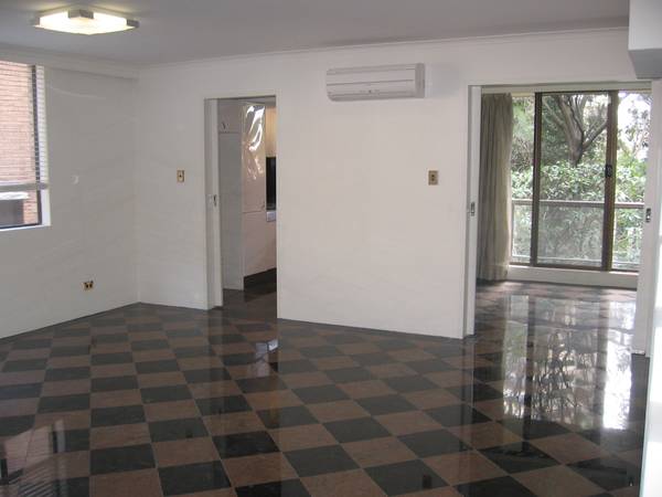 Fully Renovated Townhouse in Great Location.
Available Now!! Picture 1