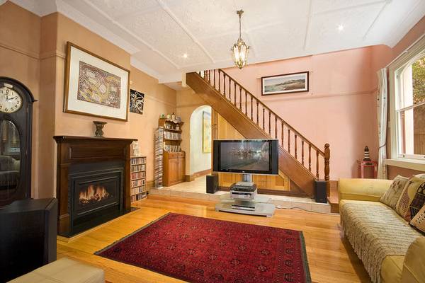 "Newlyn House" Stunning character home, breaths to Bronte Beach Picture 3