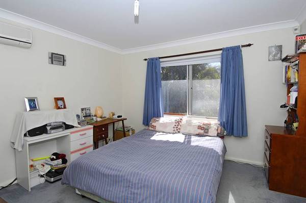 Charming, spacious and versatile terrace Picture 3