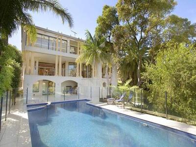 Luxurious contemporary masterpiece Picture