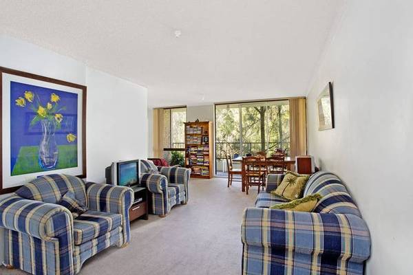 Serene blank canvas Picture 2