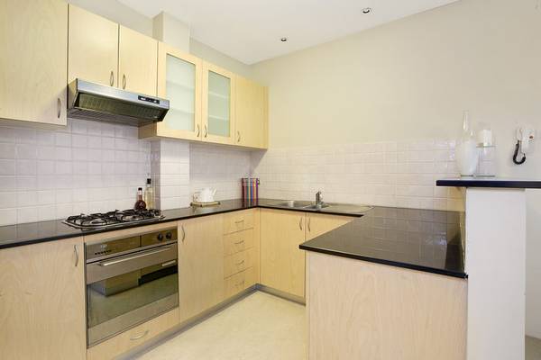 'Liberty Apartments' - top floor retreat Picture 2