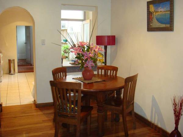 Fully furnished 2 bedroom terrace. Available Now! Picture 3