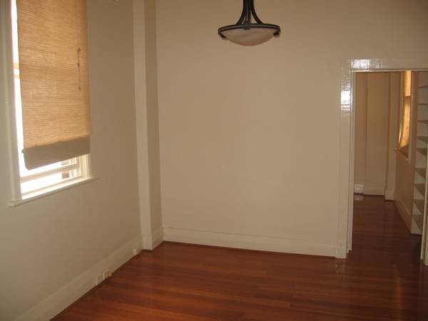 Newly renovated 1 bedroom apartment.
Available Now Picture 1