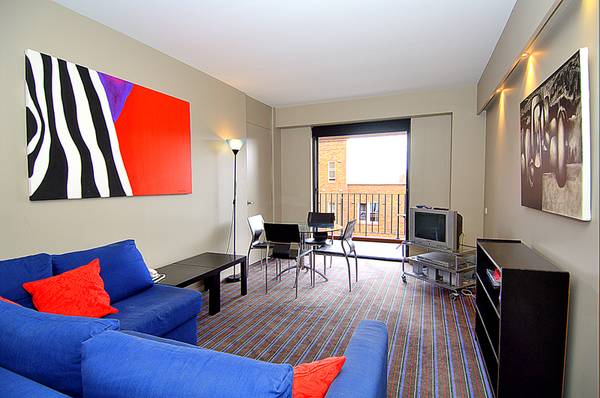 Executive Penthouse Level Apartment Picture 1