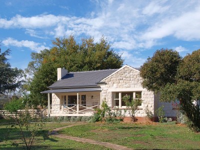 Country Living at it's Best! Set on 6.5 acres Picture Country Living at it's Best! Set on 6.5 acres Picture