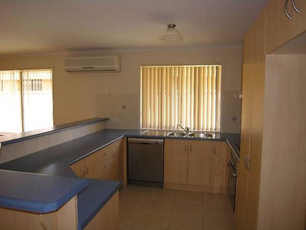 Entertain in Style! Picture 3